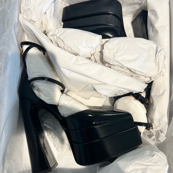 Nero-Oro Versace Platform Shoes - Picture 4 of 16